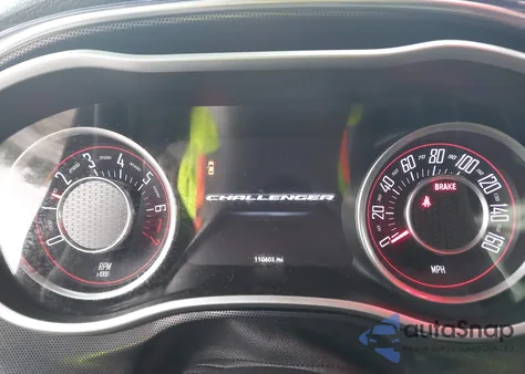 2015 Dodge Challenger Sxt Plus z USA, uszkodzony, nr VIN 2C3CDZBG5FH913023